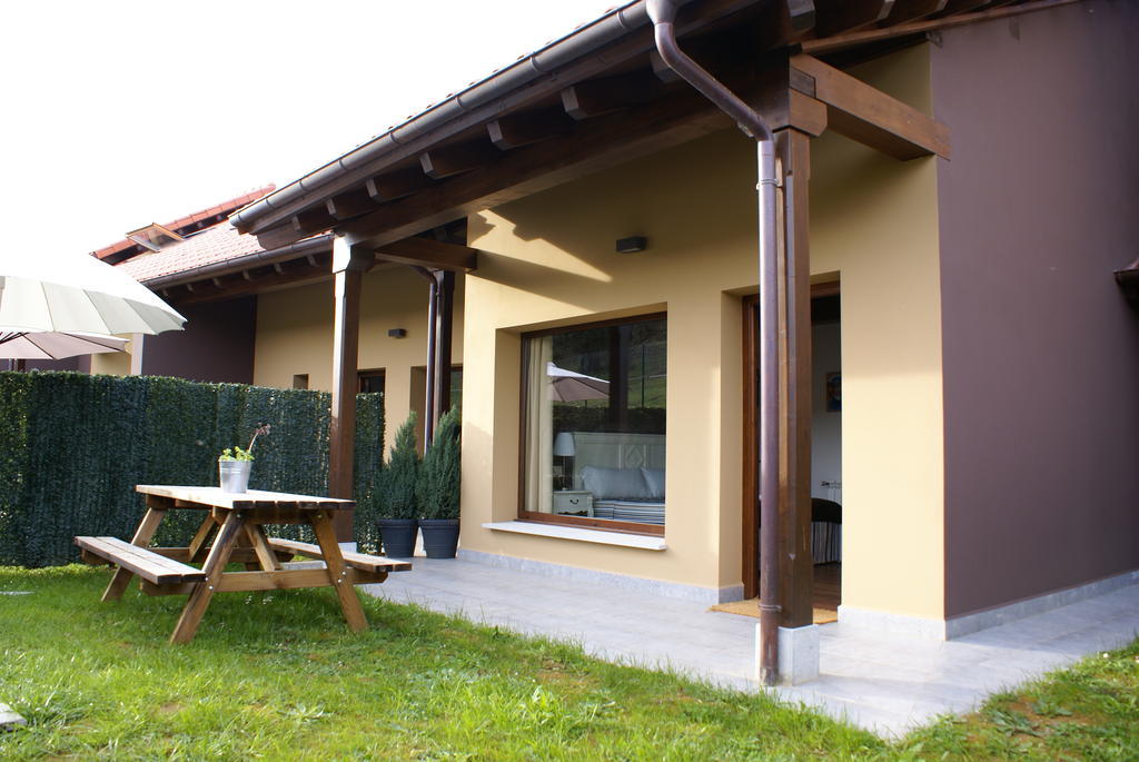 Apartamentos La Senda San Juan de Parres الغرفة الصورة