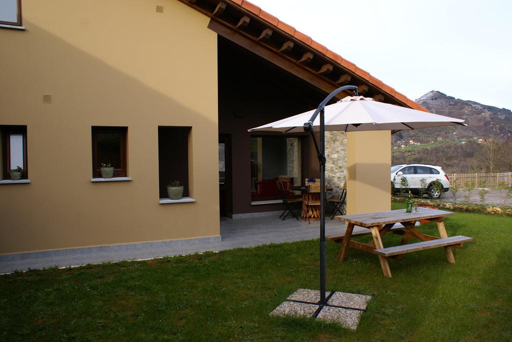 Apartamentos La Senda San Juan de Parres الغرفة الصورة